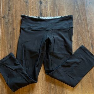 Lululemon cropped leggings
